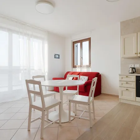 Guesthost - Comfy X4 Comasina M3 Apartmán